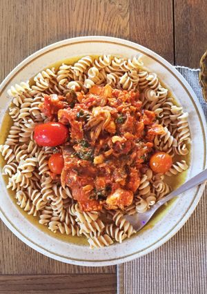 市販のソースでサーモンと舞茸のパスタ-レシピのメイン写真