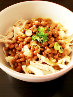 簡単すぐできる!ささみと納豆丼-レシピのメイン写真