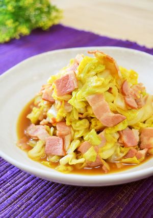 春キャベツとベーコンのレモン醤油炒め♪-レシピのメイン写真