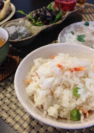 圧力鍋で塩麹季節の炊き込みご飯-レシピのメイン写真