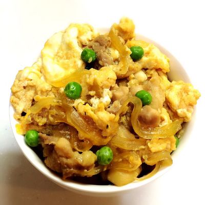 もちもち玉子丼 もちもち玉子丼 親子丼♡定番の味 by はなこっく 【クックパッド
