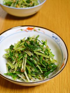 簡単副菜✿水菜のゆかりおかか和え-レシピのメイン写真