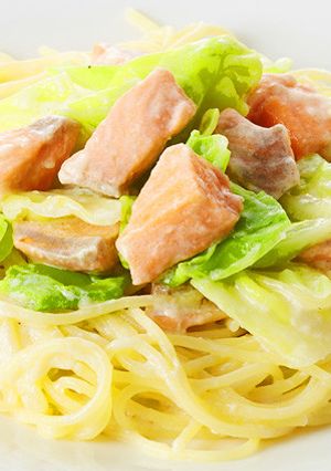 サーモンとキャベツ、アンチョビのパスタ-レシピのメイン写真