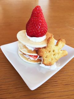 パンケーキでお祝いケーキ♡-レシピのメイン写真
