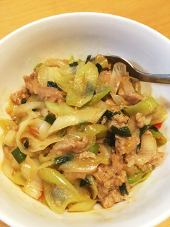 【彩り肉味噌で】白ねぎと肉味噌の常備菜-レシピのメイン写真