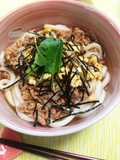 余った鶏そぼろ丼の具で♯餡かけうどん
