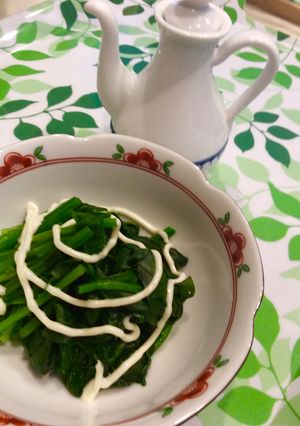 野菜嫌いなお子様も！マヨ醤油ほうれん草♪-レシピのメイン写真