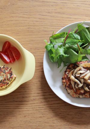 親子ごはん☆ 鶏と豆腐のハンバーグ-レシピのメイン写真