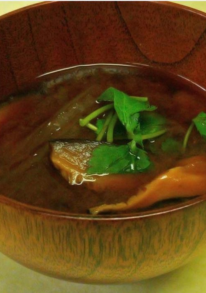 煮干しと昆布出汁で干し椎茸の赤だし-レシピのメイン写真