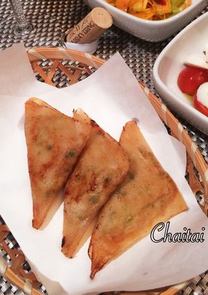 春巻きの皮で三角ニラ餃子-レシピのメイン写真
