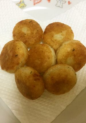 じゃがりこでいももち-レシピのメイン写真