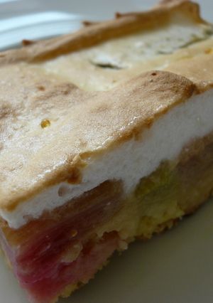 ドイツのルバーブケーキ＊甘酸フルーツで♪-レシピのメイン写真