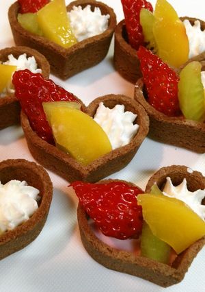 タルトカップ☆ハートフルーツチョコタルト-レシピのメイン写真