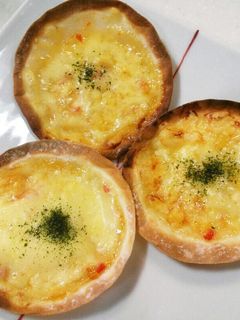 チリマヨピザ☆餃子の皮の余りで-レシピのメイン写真