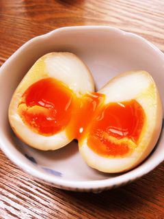 割ったらとろ〜り簡単煮卵-レシピのメイン写真