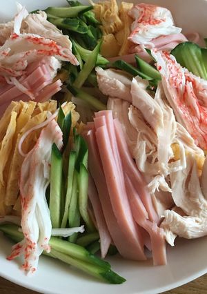 焼きそば麺で、タレも速攻の冷やし中華♪-レシピのメイン写真