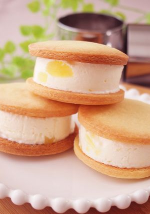 トロピカルクッキーサンドアイス-レシピのメイン写真