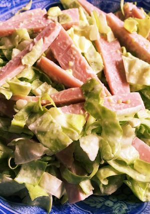 魚肉ソーセージとキャベツのわさびマヨ和え-レシピのメイン写真
