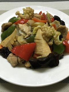 ビタミン豊富☆豚ヒレ肉赤ピーマンの炒め物-レシピのメイン写真