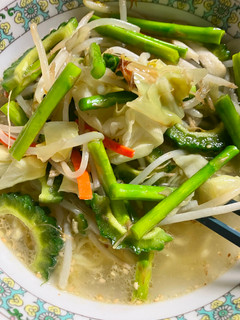 簡単ゴーヤラーメン(中華三昧塩味で)-レシピのメイン写真