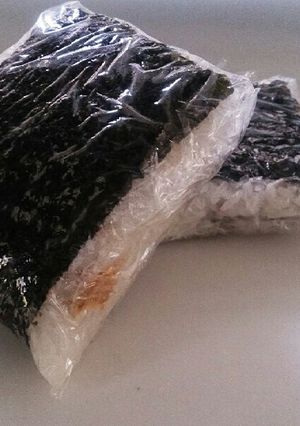 夜食やお弁当に☆チーズおかかのおにぎらず-レシピのメイン写真