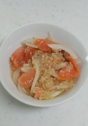 キヌアとスモークサーモンのマリネ-レシピのメイン写真