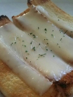 簡単☆パン耳でチーズトースト♪-レシピのメイン写真