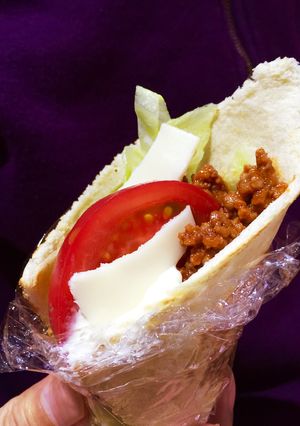 五分でできる食パンで簡単タコス-レシピのメイン写真