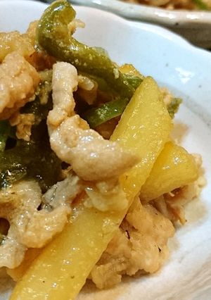 コク旨【豚肉とじゃが芋のガリバタ炒め】♪-レシピのメイン写真
