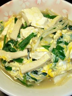 にらと豆腐と凍み豆腐の卵とじ-レシピのメイン写真