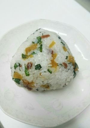 たくあんうめぼし大葉おにぎり-レシピのメイン写真