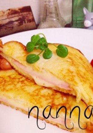 フレンチトーストにハムチーズを挟んだら♡-レシピのメイン写真