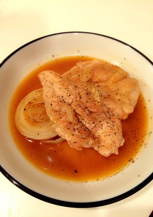 とり胸肉と新玉ねぎの黒胡椒ステーキ★-レシピのメイン写真