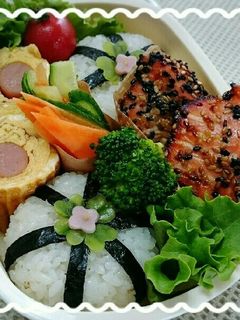 女子高生のお弁当②⭐鮭のゴマみりん焼き-レシピのメイン写真