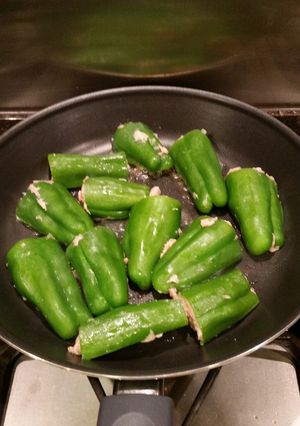 お肉密着率高!!☆ピーマン肉詰め-レシピのメイン写真