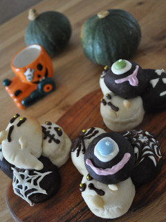 ハロウィンおばけのちぎりパン-レシピのメイン写真