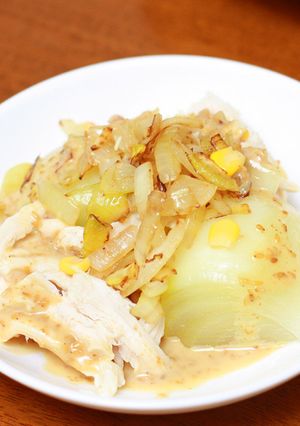 まるごと玉ねぎ(炒め＆茹で)香ばしサラダ-レシピのメイン写真