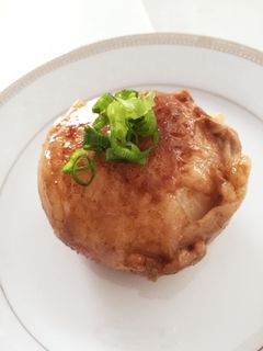 おうちシェフ*玉葱丸ごと豚バラ包み生姜焼-レシピのメイン写真