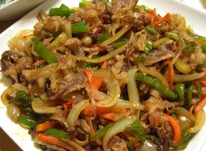 薄切り牛肉と野菜のご飯がススム炒め物☆-レシピのメイン写真
