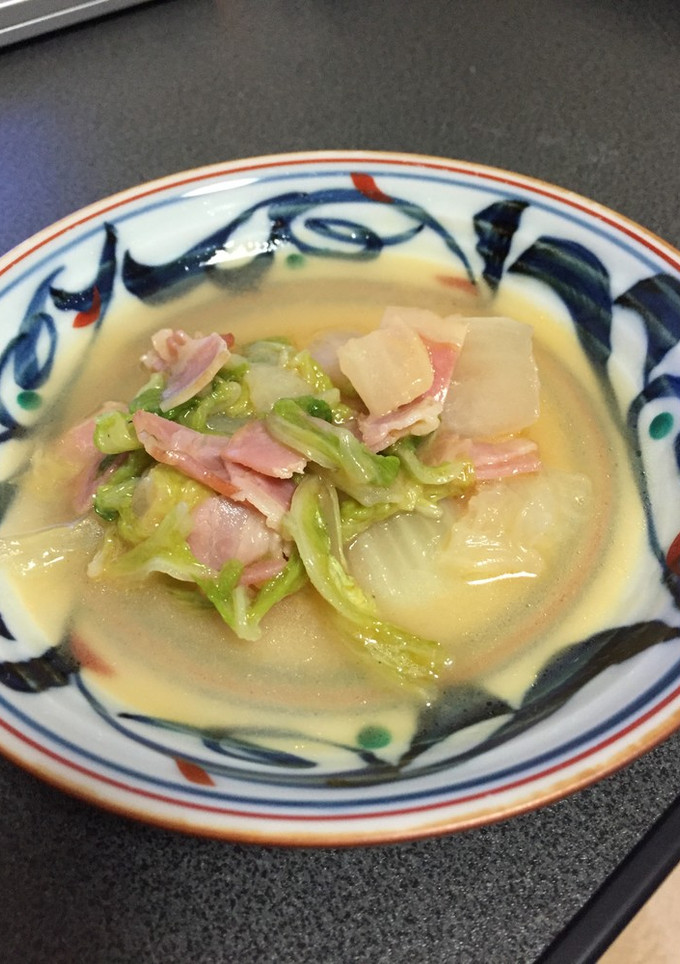 簡単☆ごま油香る白菜とベーコンの炒め物-レシピのメイン写真