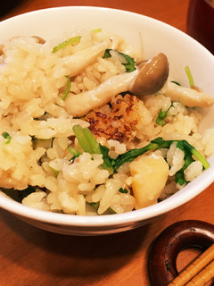 土鍋で作る!帆立としめじの炊き込みごはん-レシピのメイン写真