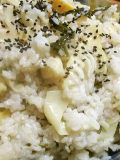 簡単感嘆とまーす筍とワカメの炊き込みご飯-レシピのメイン写真