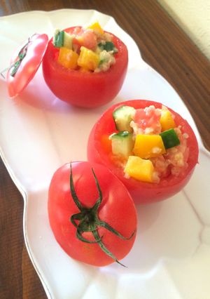 丸ごとトマトの彩り野菜サラダ-レシピのメイン写真