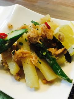 ジャガイモとアスパラのツナガーリック炒め-レシピのメイン写真