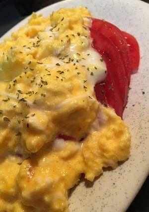 卵とトマトのホットサラダ-レシピのメイン写真