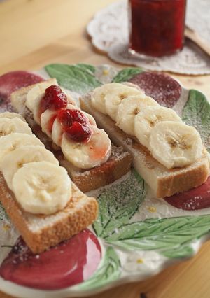ピーナツバターとバナナのオープンサンド-レシピのメイン写真