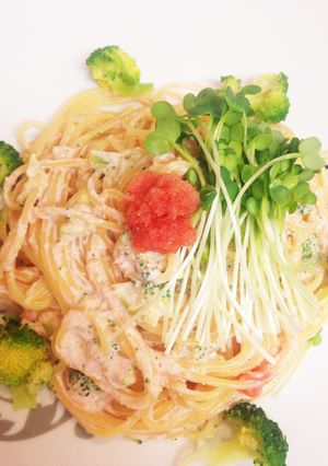 明太子とブロッコリーで彩りクリームパスタ-レシピのメイン写真