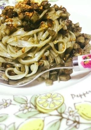 ごぼうの黒胡麻カレー稲庭うどん-レシピのメイン写真