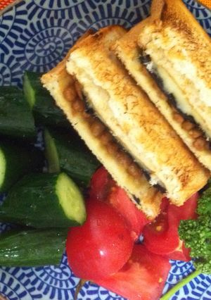 のびーる納豆と海苔とチーズのホットサンド-レシピのメイン写真