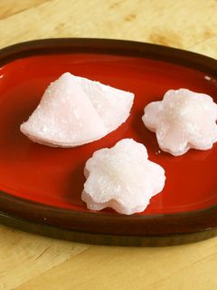 桜の花びら餅-レシピのメイン写真